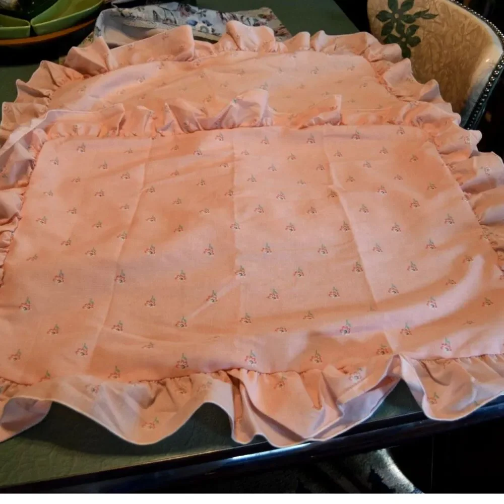 Vintage Peter Rabbit Ruffled Pillow Shams Cannon USA Cottagecore Pink Pair